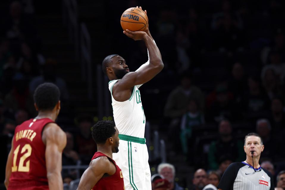 Celtics put on best show of the season in demolishing Cavaliers