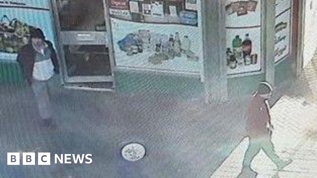 New CCTV released in hunt for absconded murderer